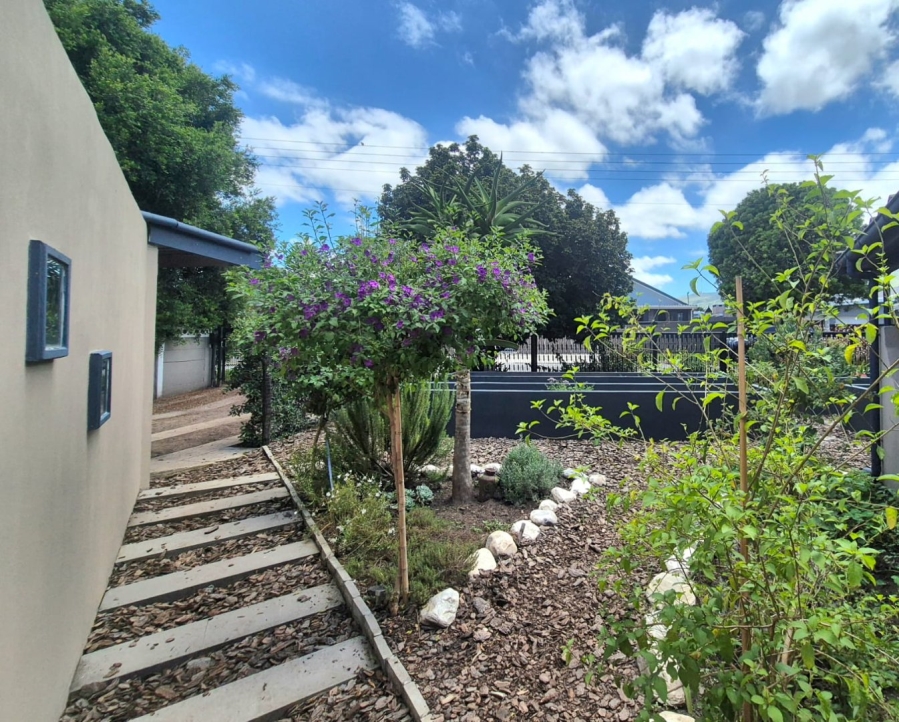 4 Bedroom Property for Sale in Twee Rivieren Western Cape